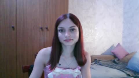 lola_sweetglow online show from July 23, 2026, 8:18 pm