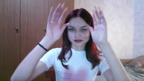 lola_sweetglow online show from August 6, 2026, 8:55 pm