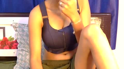 lolaa online show from July 2, 2026, 9:48 am