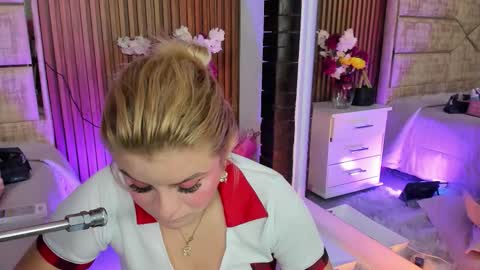 Lola Angel online show from March 24, 2026, 8:03 pm