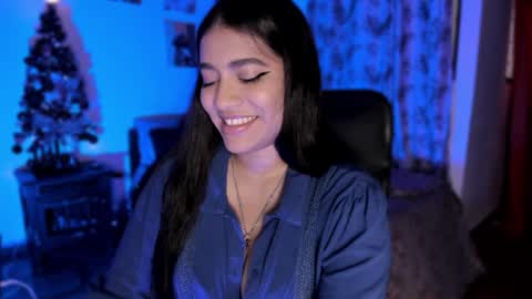 Snapshot of lolaasmith_21 chatting on December 22, 2024, 11:22 am lolaasmith_21 online show from December 22, 2024, 11:22 am