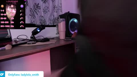 Snapshot of lolaasmith_21 chatting on January 26, 2025, 12:58 am lolaasmith_21 online show from January 26, 2025, 12:58 am