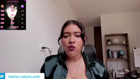 Snapshot of lolaasmith_21 chatting on February 3, 2025, 3:27 pm lolaasmith_21 online show from February 3, 2025, 3:27 pm