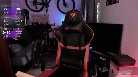 lolaasmith_21 online show from April 30, 2026, 3:51 pm