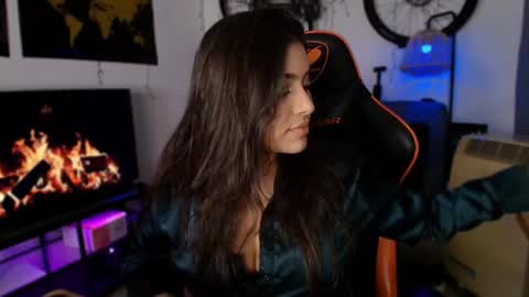 Snapshot of lolaasmith_21 chatting on May 25, 2026, 8:37 pm lolaasmith_21 online show from May 25, 2026, 8:37 pm