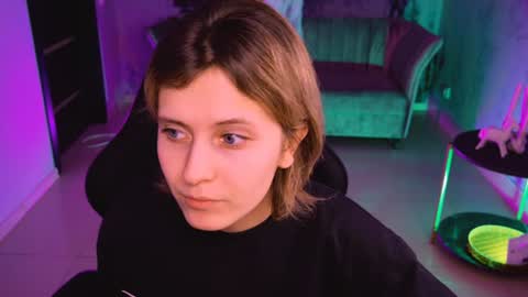 Snapshot of lolaasmus chatting on December 25, 2024, 9:13 am I consider myself the god Loki but life just calls me LOL online show from December 25, 2024, 9:13 am