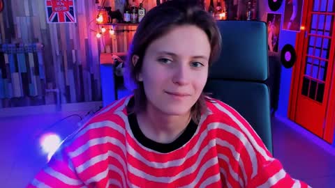 Snapshot of lolaasmus chatting on January 8, 2025, 8:06 am I consider myself the god Loki but life just calls me LOL online show from January 8, 2025, 8:06 am