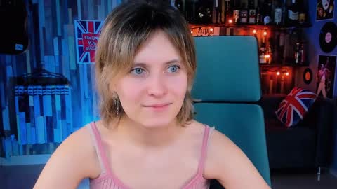 Snapshot of lolaasmus chatting on January 17, 2025, 8:02 am I consider myself the god Loki but life just calls me LOL online show from January 17, 2025, 8:02 am