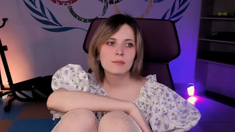 Snapshot of lolaasmus chatting on January 22, 2025, 12:06 pm I consider myself the god Loki but life just calls me LOL online show from January 22, 2025, 12:06 pm