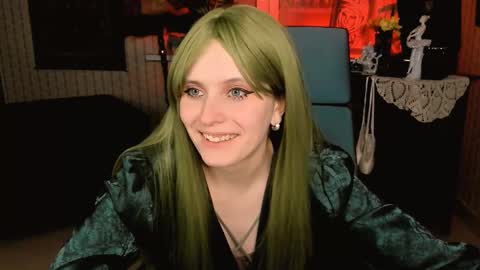 Snapshot of lolaasmus chatting on February 26, 2025, 7:49 pm I consider myself the god Loki but life just calls me LOL online show from February 26, 2025, 7:49 pm