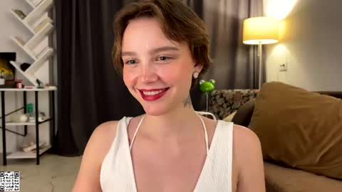 lolaatatee online show from July 2, 2026, 6:58 pm