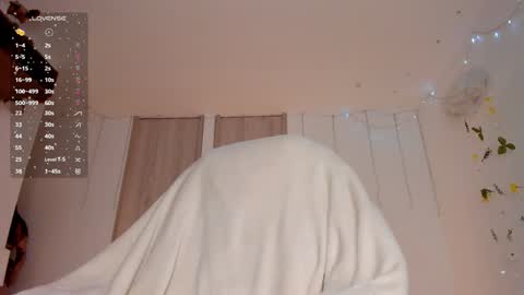 Snapshot of lolaberry_ chatting on January 27, 2025, 7:46 pm Lola Berry online show from January 27, 2025, 7:46 pm