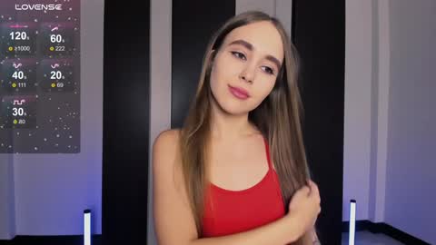 Snapshot of lolabunnyz chatting on December 21, 2024, 7:06 pm Lola3 online show from December 21, 2024, 7:06 pm