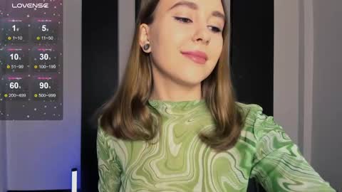 Snapshot of lolabunnyz chatting on February 26, 2025, 6:54 pm Lola3 online show from February 26, 2025, 6:54 pm