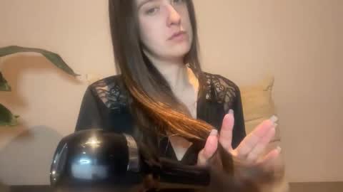 Frt Pr1ncess online show from October 23, 2025, 4:23 am