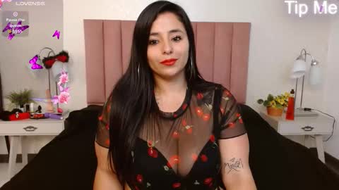 Snapshot of lolagolden1 chatting on September 26, 2025, 11:25 am lolagolden1 online show from September 26, 2025, 11:25 am