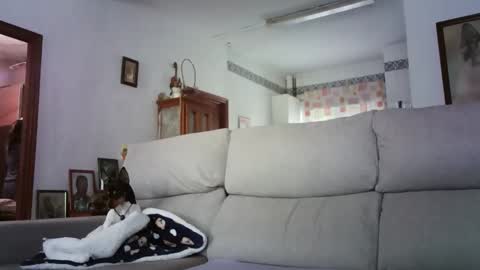 LOLA HUESO y ERIC online show from April 13, 2026, 9:04 am
