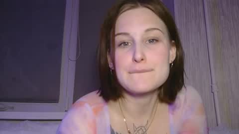 Lola online show from December 2, 2025, 3:34 am