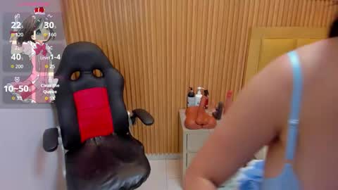 LOLA online show from October 28, 2025, 3:43 am