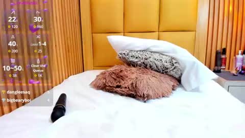 LOLA online show from June 25, 2026, 5:12 am