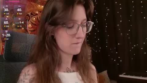 lolami_ online show from June 28, 2026, 7:25 am