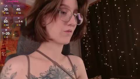 lolami_ online show from July 21, 2026, 7:00 am