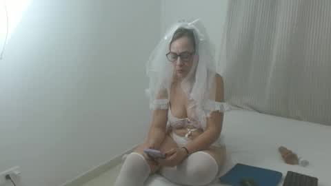 lolascarlettt online show from December 18, 2025, 12:17 am