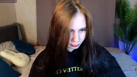 Lola online show from January 17, 2026, 9:25 am