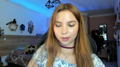 Snapshot of lolaverse chatting on June 9, 2026, 6:52 pm Lola doll online show from June 9, 2026, 6:52 pm