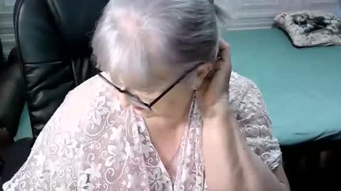 LolkaAlyss online show from December 21, 2025, 3:08 pm