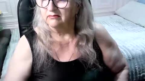 LolkaAlyss online show from April 7, 2026, 7:14 pm