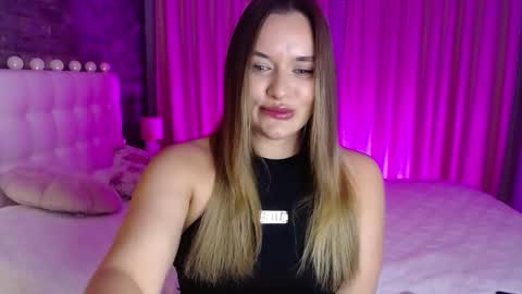 Snapshot of lollidoli__ chatting on March 8, 2026, 4:22 pm Victoria online show from March 8, 2026, 4:22 pm