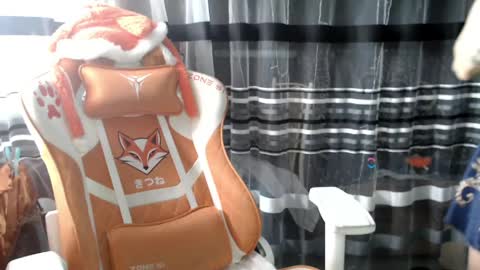 Snapshot of lollifox_1 chatting on May 21, 2026, 7:04 am Lisa online show from May 21, 2026, 7:04 am