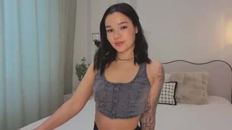 Snapshot of lolly_turner chatting on June 17, 2026, 4:15 am lolly_turner online show from June 17, 2026, 4:15 am