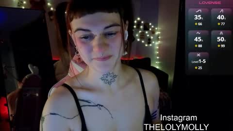 Molli online show from December 25, 2024, 2:02 pm