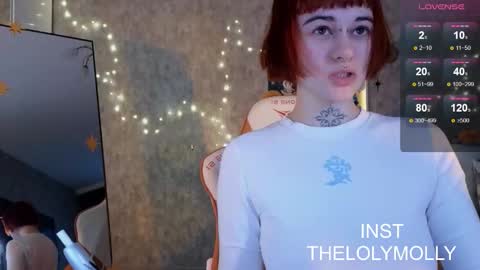 Molli online show from December 4, 2025, 11:08 am