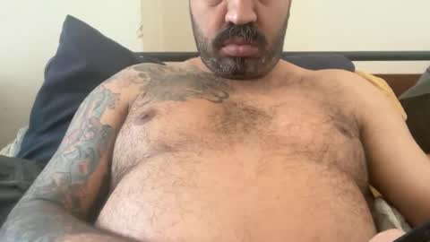 london_lad_101 online show from May 3, 2026, 9:37 am