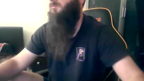 Snapshot of london_man1988 chatting on May 22, 2026, 11:16 am london_man1988 online show from May 22, 2026, 11:16 am