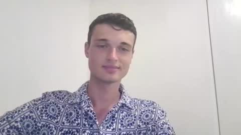 london_tomy online show from November 25, 2025, 3:17 am