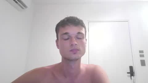 london_tomy online show from November 29, 2025, 4:48 am