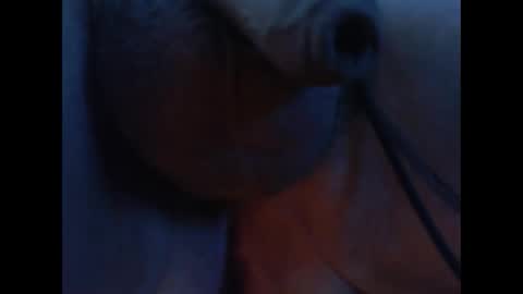 Snapshot of londonjames2 chatting on June 4, 2026, 5:30 pm James online show from June 4, 2026, 5:30 pm