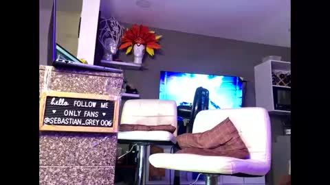 lone_wolf_3x online show from March 11, 2026, 5:35 am