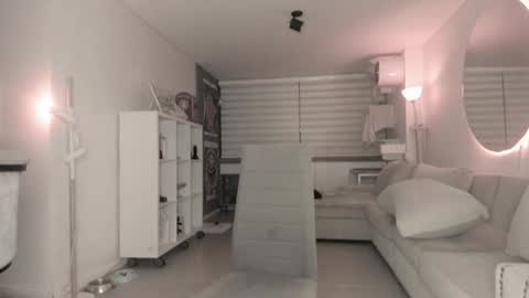 Snapshot of lonelly_lolly98 chatting on February 8, 2025, 2:58 am SABRINA online show from February 8, 2025, 2:58 am