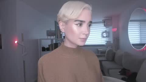 Snapshot of lonelly_lolly98 chatting on February 12, 2025, 2:54 pm SABRINA online show from February 12, 2025, 2:54 pm