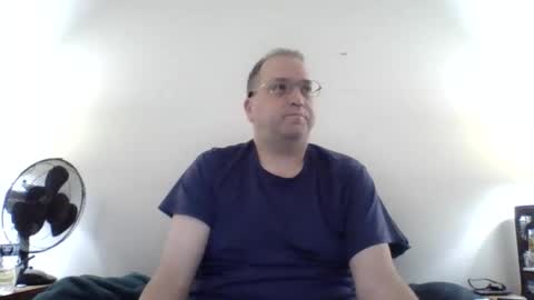 Snapshot of lonelyman91775 chatting on May 19, 2026, 10:10 am Lonely Man online show from May 19, 2026, 10:10 am