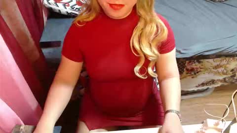 Snapshot of lonelysofia6969 chatting on May 28, 2026, 7:33 pm lonelysofia6969 online show from May 28, 2026, 7:33 pm