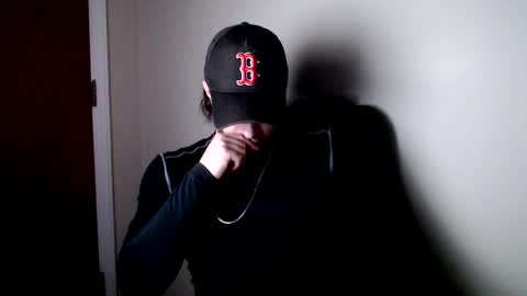 Snapshot of long_18 chatting on December 15, 2025, 10:14 pm Long18 online show from December 15, 2025, 10:14 pm