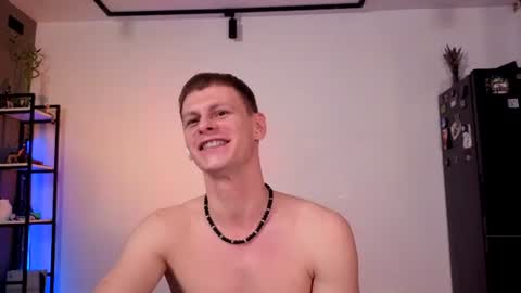 Snapshot of long_play chatting on June 20, 2026, 8:00 pm long_play online show from June 20, 2026, 8:00 pm