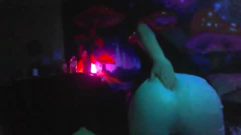 Snapshot of longandskinny16 chatting on February 18, 2026, 11:06 am longandskinny16 online show from February 18, 2026, 11:06 am