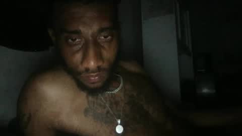 Snapshot of longd2526 chatting on November 3, 2025, 4:58 am LongD online show from November 3, 2025, 4:58 am